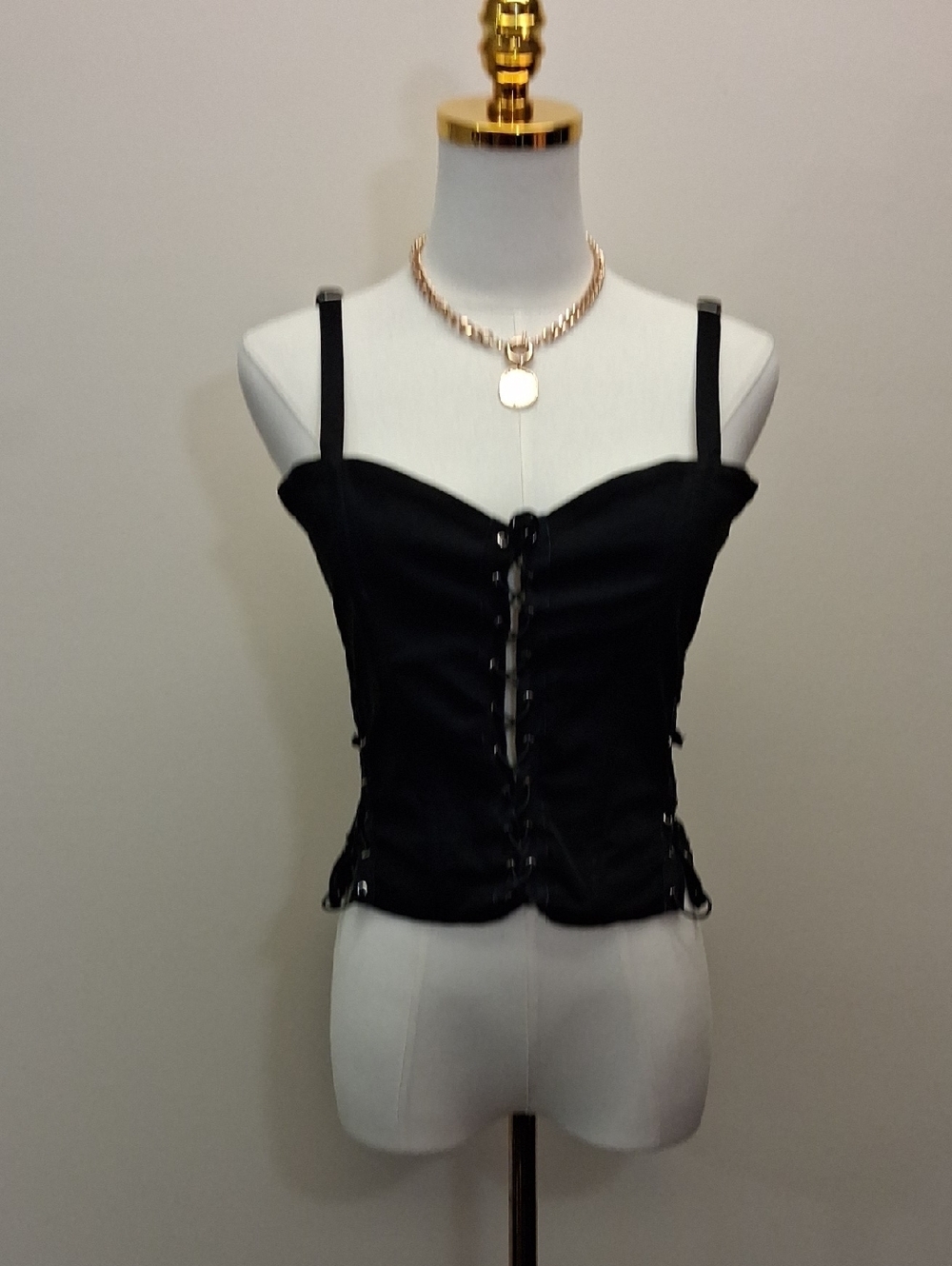 White Fox Boutique Black Lace Up Corset Crop Top Size Large